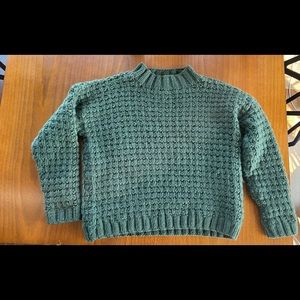 Kordal studio, Arlo sweater in Forest green, very cozy!